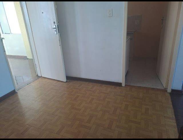 1 BEDROOM APARTMENT FOR SALE IN BEDFORD GARDENS